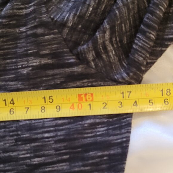 🌹NWOT Lulus Marled Bell Sleeve Jersey Knit Midi Dress - Picture 6 of 9